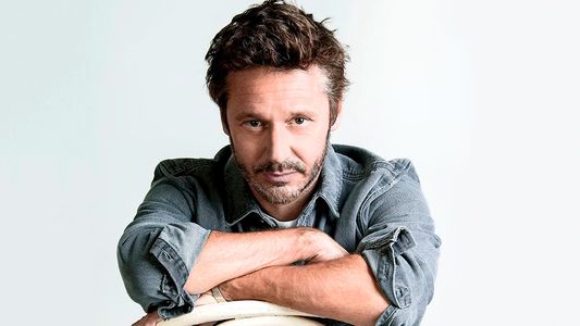 Afirman que Benjamín Vicuña está viviendo un romance con la ex de un famoso cantante