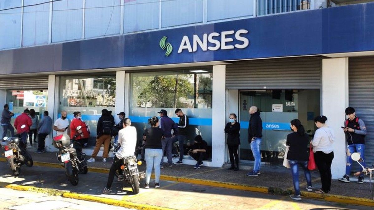 ¿Qué pasará con el calendario de pagos ANSES durante el paro bancario?