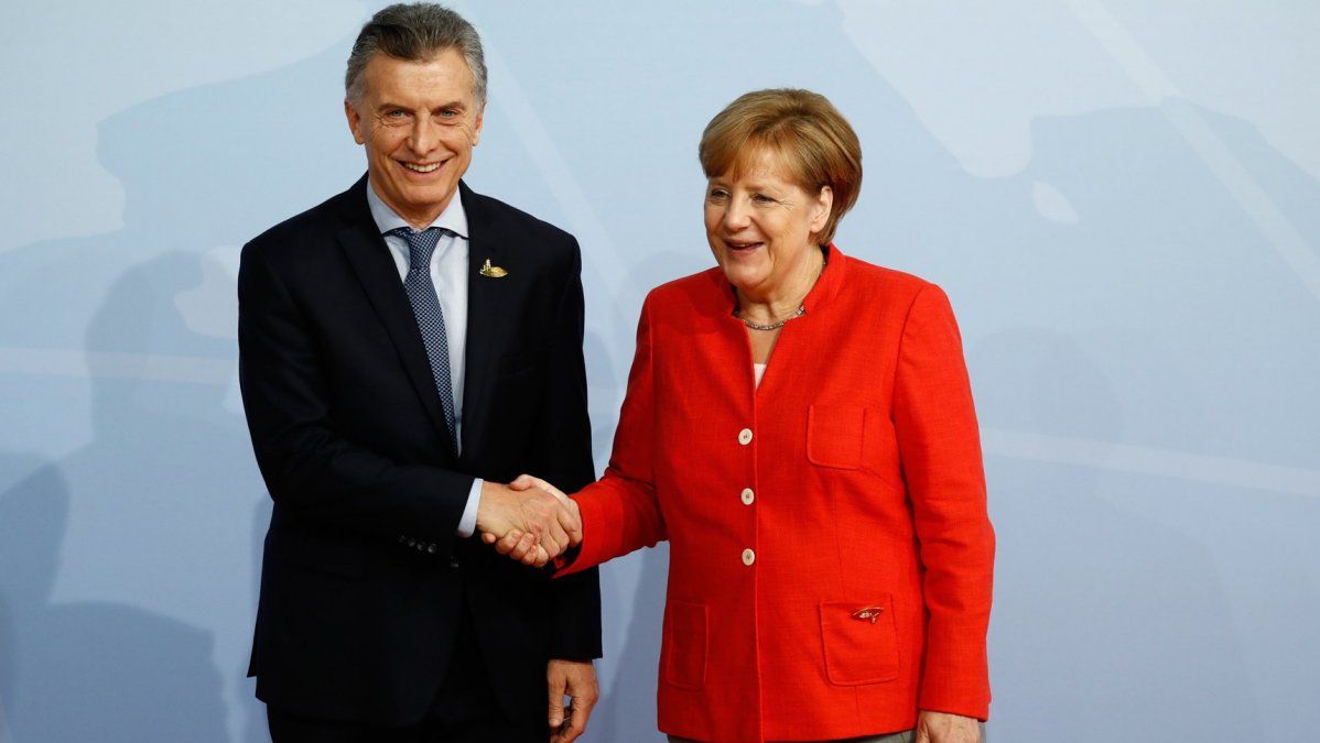 Tras el apoyo de Trump a la negociación con el FMI, Macri sumó ahora el de Angela Merkel