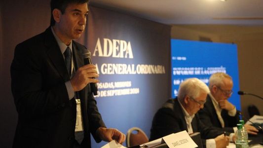 Adepa advirtió sobre la propensión de Milei a agraviar periodistas que perturba el debate democrático