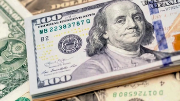 Dólar oficial y dólar blue: la divisa cierra la semana con una leve baja y cotiza a $292