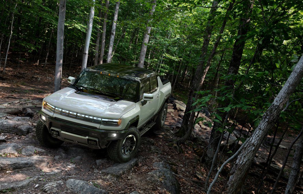 Hummer renace con una pick-up eléctrica con más de 1.000 CV y una autonomía de 560 kms