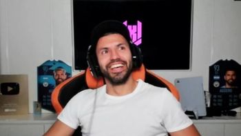 El Kun Agüero sorprendió y dijo que para él la vacuna no sirve para un carajo