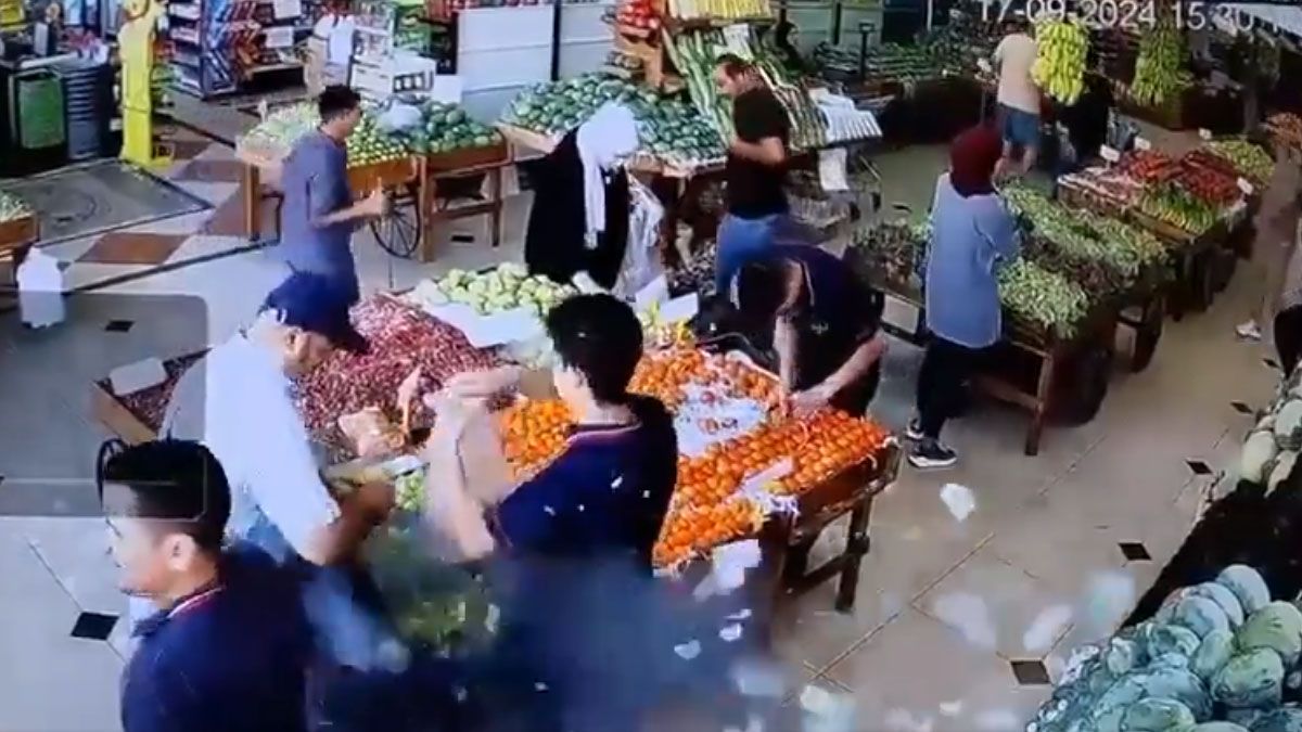 Un mercado fue uno de los sitios de las explosiones en caden en El líbano. (Foto: Captura de TV)