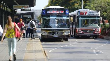 El Gobierno se reúne con las empresas de colectivos para discutir costos y evitar una reducción del servicio