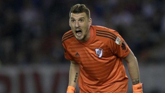 Armani está contento en River, pero varios equipos consultaron por él, avisa su representante