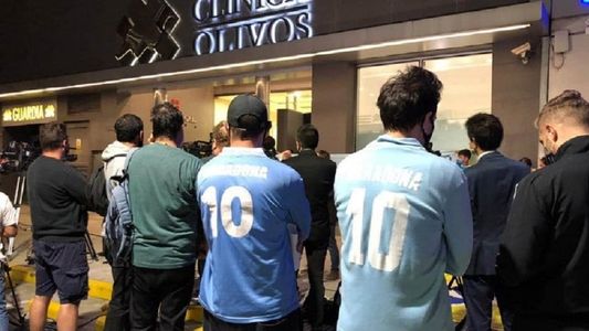 Diego Maradona: la operación se realizó con éxito en la clínica Olivos