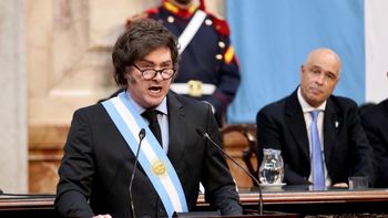 Milei volvió al Congreso con un discurso refundacional y un anuncio clave que fue eclipsado por su asesor estrella