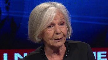 sarlo: me ofrecieron la vacuna bajo la mesa y dije jamas, prefiero morirme ahogada de covid