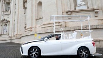 Un papa móvil de hidrógeno para Su Santidad el Papa Francisco