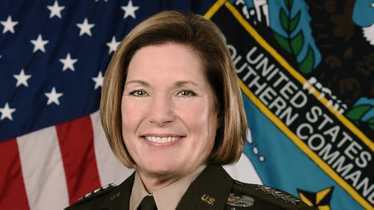 Llegó al país la jefa del Comando Sur de Estados Unidos y mantendrá reuniones con el Gobierno Nacional