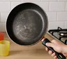 Plásticos y sartenes antiadherentes: cómo revisar la cocina sin tirar todo