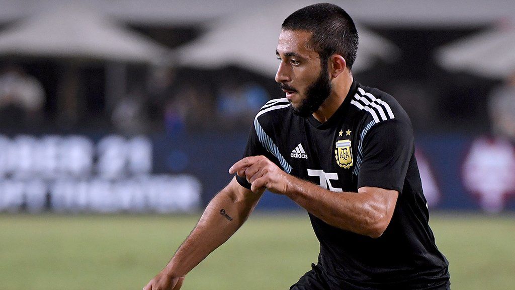 El Espanyol oficializó la llegada del Monito Vargas, que antes de viajar dijo: Nunca estuve cerca de Boca