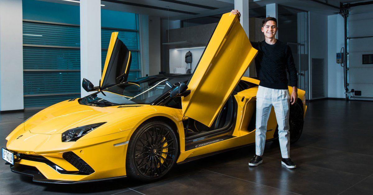 Lamborghini Aventador, el premio por sus goles para Dybala