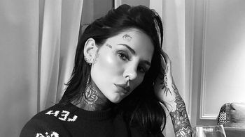 Al límite: la foto de Candelaria Tinelli en topless que debió editar para no ser censurada