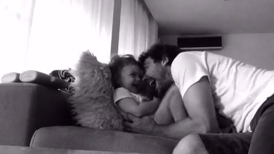 Este video de Pedro Alfonso con su hija Olivia te va a alegrar el viernes