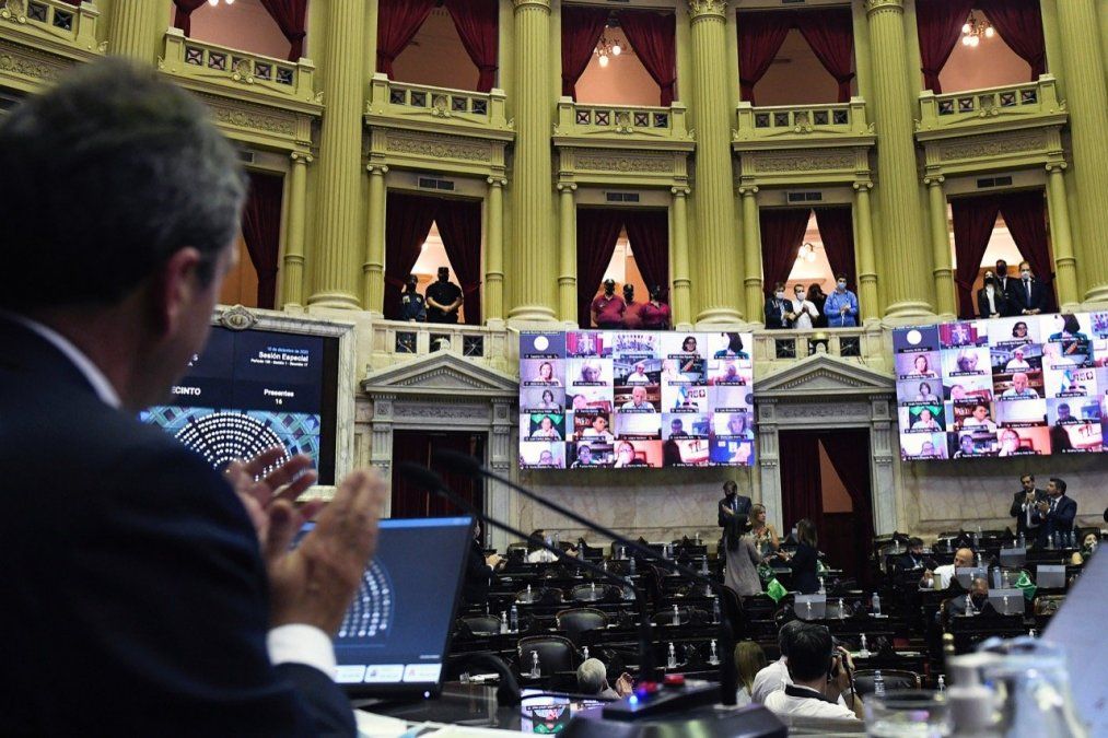 Minuto a minuto, así fue el debate en Diputados que dio media sanción al proyecto de aborto legal con 131 votos