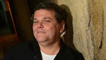 Alfredo Casero fue dado de alta y continúa con su programa de radio desde su casa