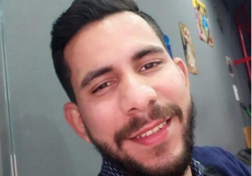 José Antonio Rangel Moyetón es venezolano y tiene 28 años. Está acusado por el femicidio de su pareja. Sigue prófugo.&nbsp;