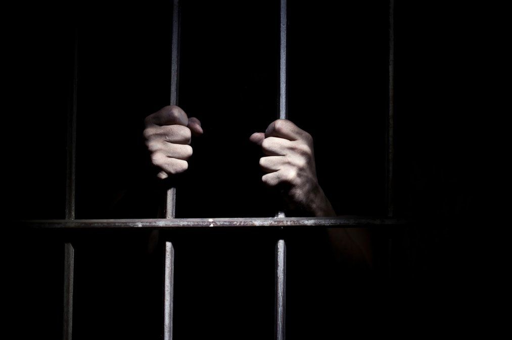 Presos: un juez de Ejecución Penal denuncia que se demoran artificialmente las salidas de los detenidos