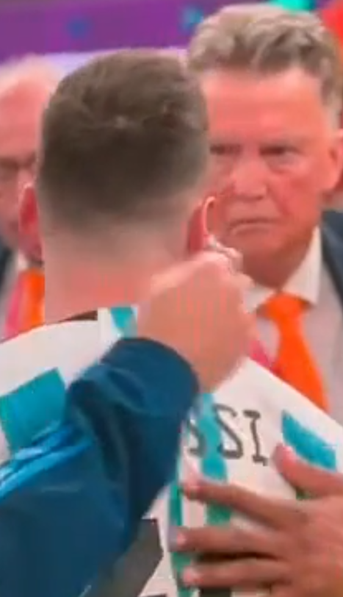 Video: el tremendo cara a cara de Messi con Van Gaal tras la victoria de Argentina