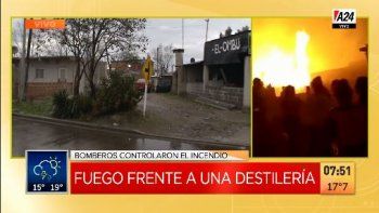 Avellaneda: así fue el incendio frente a una destilería en Villa Inflamable