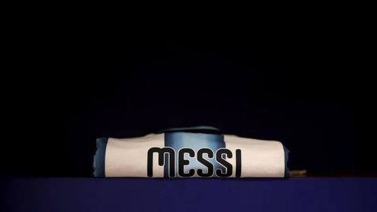 Todo listo: los parches y detalles exclusivos de la camiseta que la Selección Argentina usará en la final