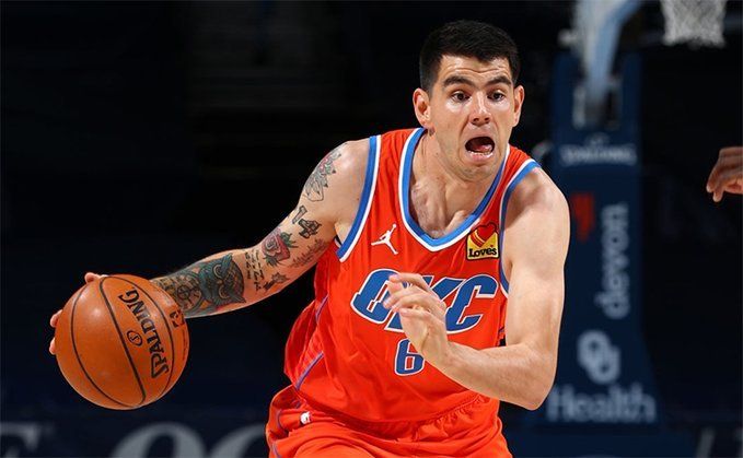 Gabriel Deck tuvo su estreno en la NBA.