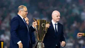 Crisis en el fútbol mundial: Concacaf se unió a la postura de la UEFA y rechazó el plan de FIFA