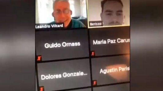 Me pudre tu cara y tu bigote: la humillación de un docente universitario de la UCA a un alumno en una clase virtual