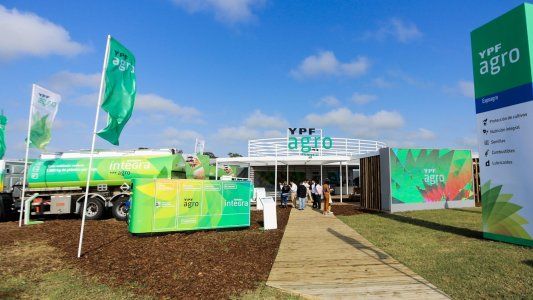 A contramano: YPF Agro se agranda pese a los malos resultados de la petrolera