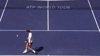 La última genialidad de Roger Federer: un revés que confundió hasta a los ball boys