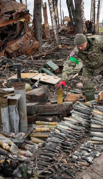 A 90 días del inicio de la guerra, encuentran 200 cadáveres en Mariúpol mientras los ataques continúan en el Donbass