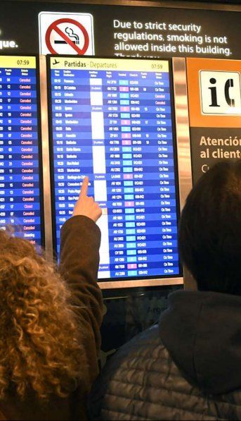 En septiembre aumentó el ingreso de turistas al país pero disminuyó 10% la salida de argentinos