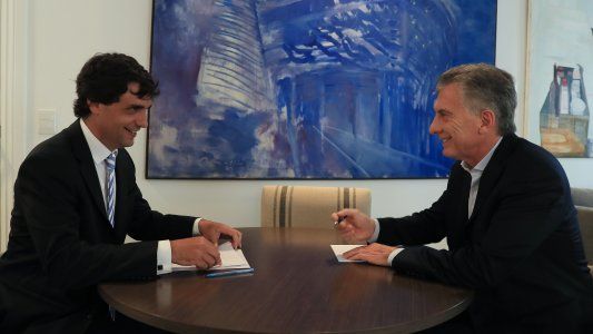 Macri y Lacunza esperan una salida racional y escalonada para la liberación del precio de naftas