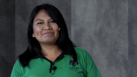 La historia de Delina Puma: de las huertas sin el veneno de los fertilizantes a la Casa Rosada y una charla TEDx