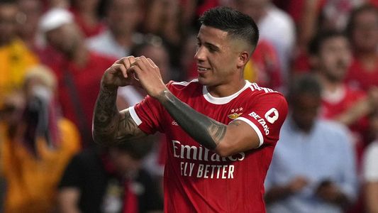 Enzo Fernández debutó oficialmente en Benfica con un golazo por la Champions League