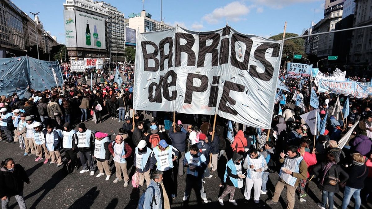 Otro día de cortes piqueteros en la Ciudad de Buenos Aires. (Foto: Télam).