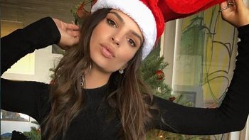 Emily Ratajkowski celebró con desnudo sus diez millones en Instagram