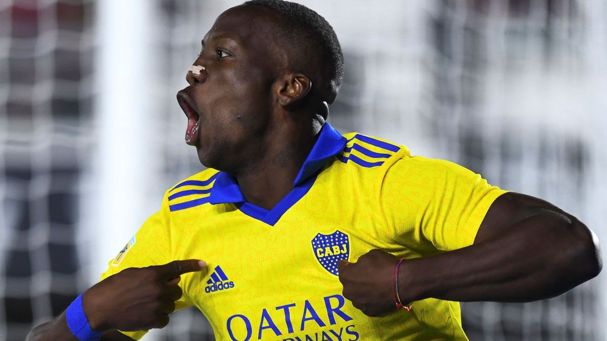 Luis Advincula