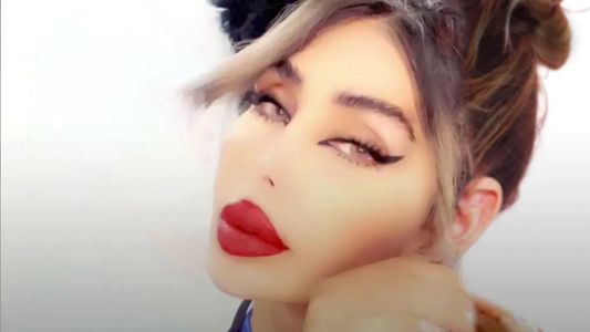 Kuwait: condenaron a dos años de prisión a una mujer trans por imitar al sexo contrario