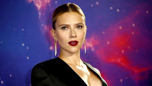 Netflix: Scarlett Johansson te va a dejar boquiabierto en esta película de 90 minutos