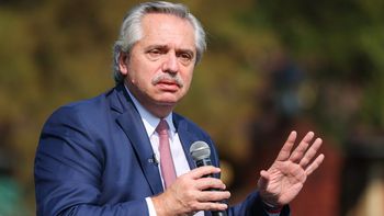 Alberto Fernández dijo estar atento al aumento de casos de coronavirus y pidió seguir vacunándose