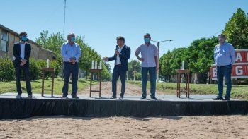 Kicillof presentó su plan de caminos rurales y apuntó contra Vidal: Lo que anunció fue puro humo