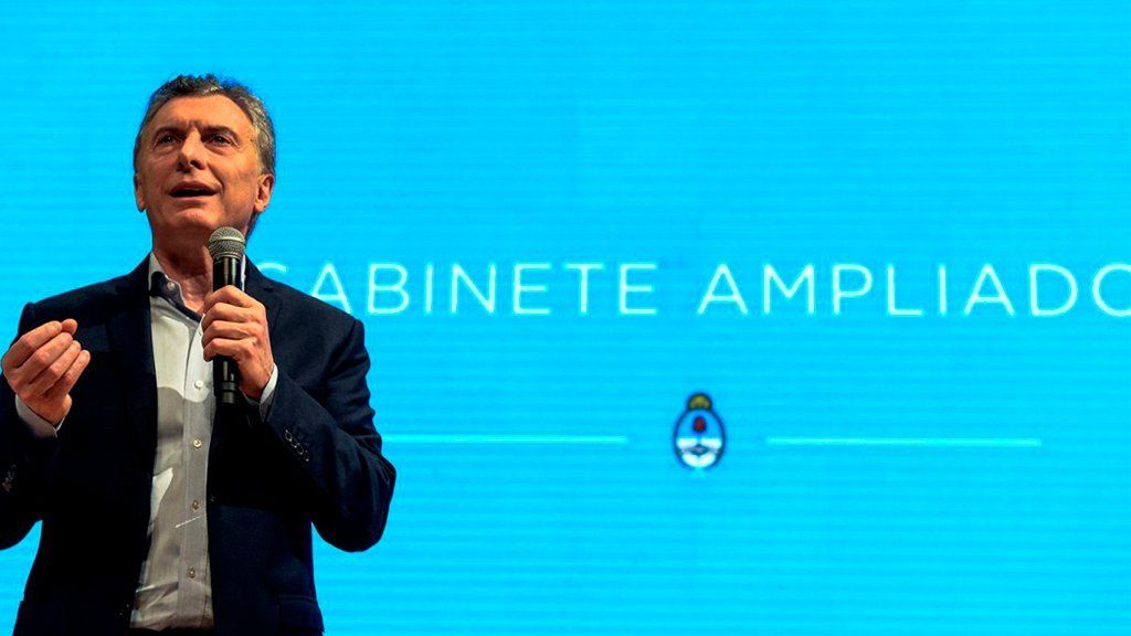 Macri realizará la primera reunión de gabinete ampliado desde su derrota en las urnas
