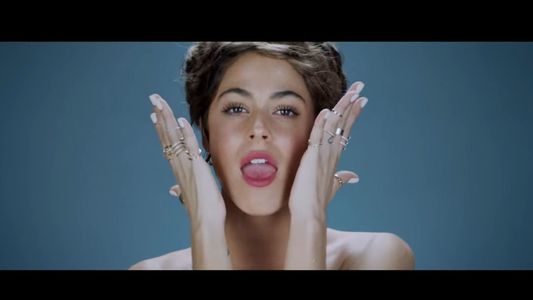 Tini Stoessel lanzó su sensual videoclip de Got me started