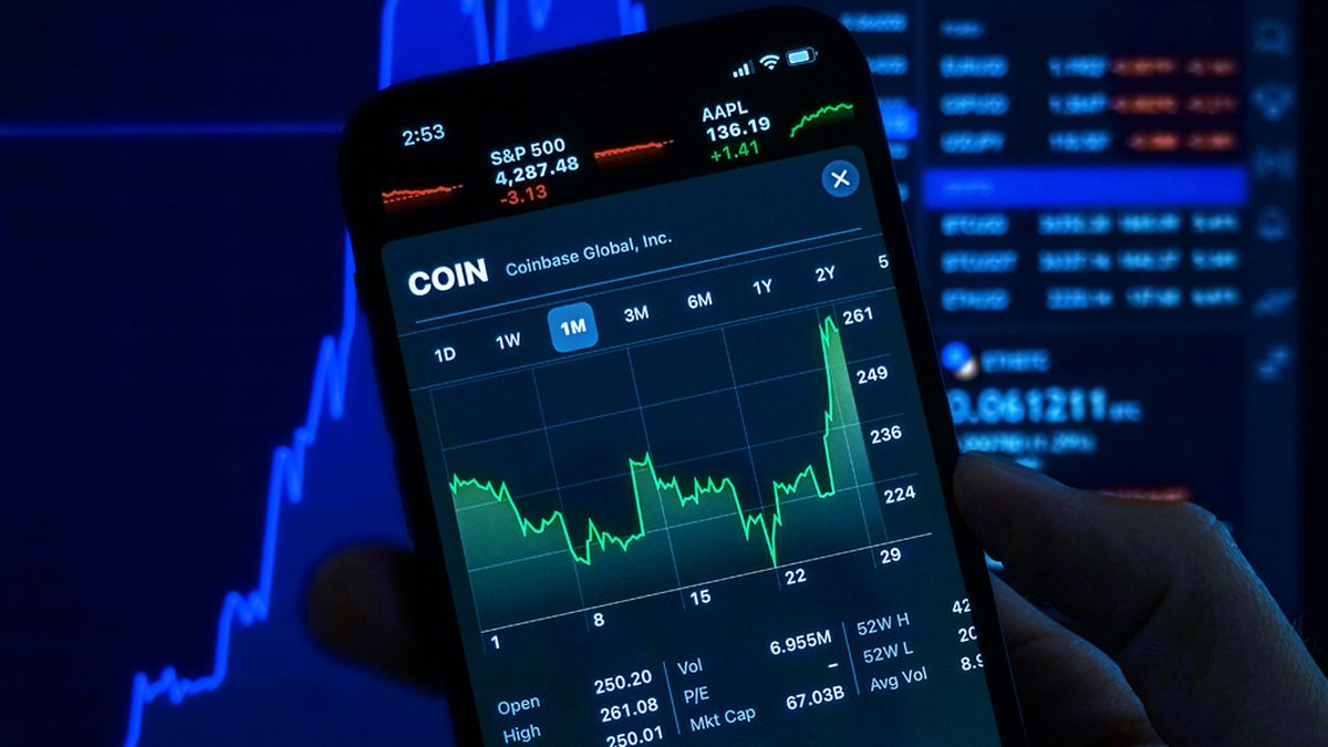 Tradear o holdear: qué conviene hacer con las criptomonedas