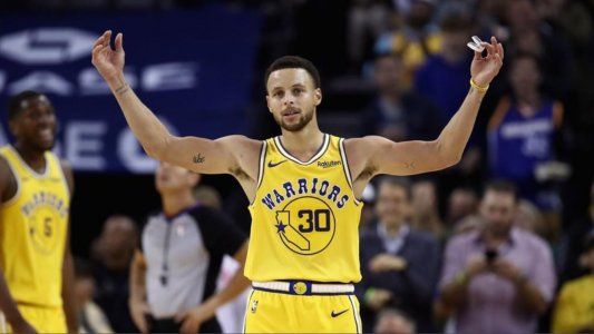 Stephen Curry ya es el quinto máximo triplista de la historia de la NBA