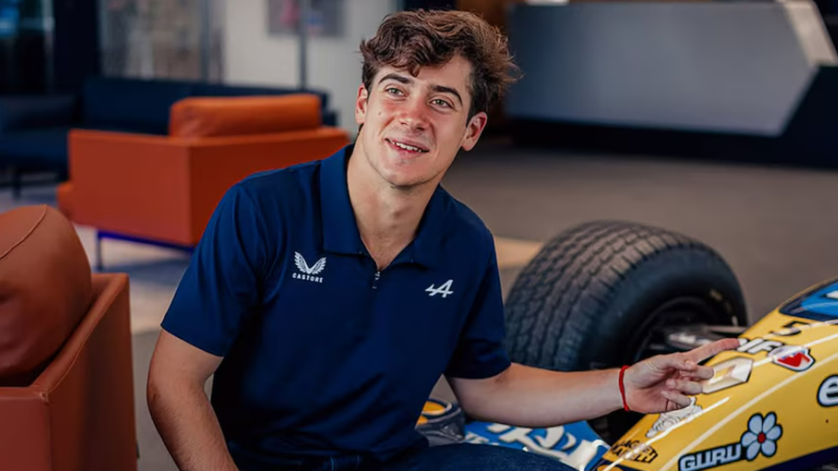 La imagen que comparti&oacute; Colapinto con el Renault R25 (Cr&eacute;dito: Instagram @francolapinto)