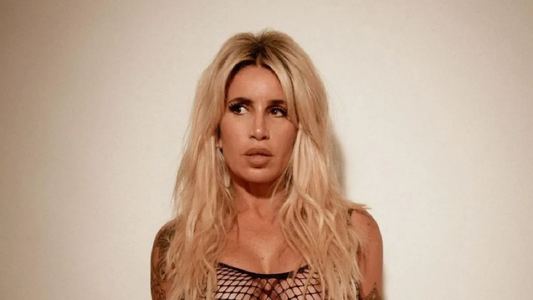 Divas Play: el festejo hot de Florencia Peña por la llegada de la primavera